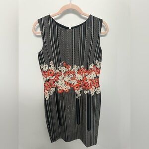8/$20 beautiful dress. New condition
